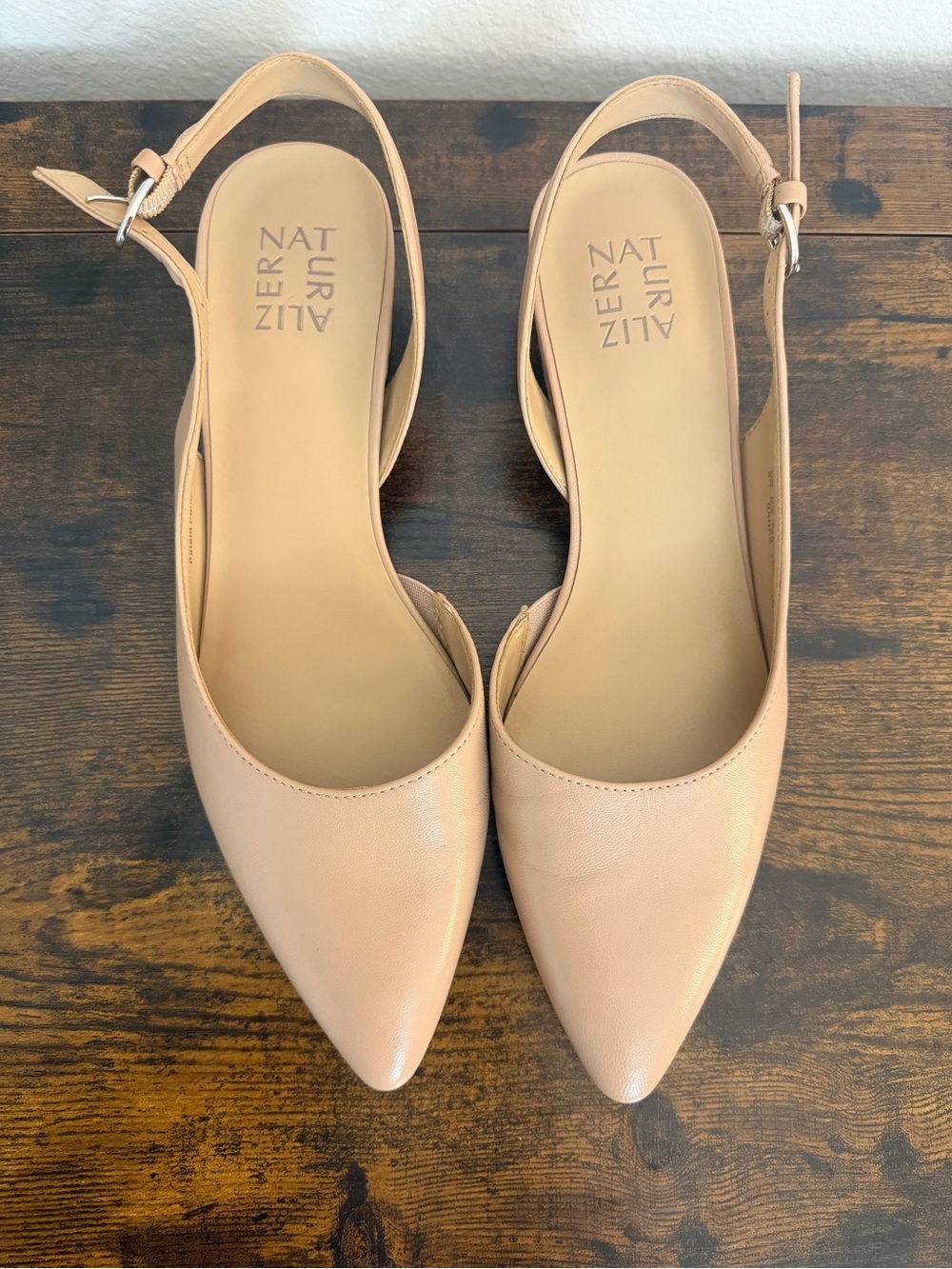 Naturalizer Beige Pointed Toe Slingback Flats size 9